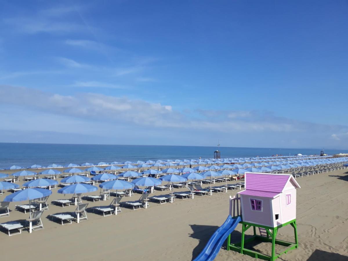 Alberto Quadrilocale A Soli 150M Dal Mare マリーナ・ディ・カスタニェート・カルドゥッチ エクステリア 写真